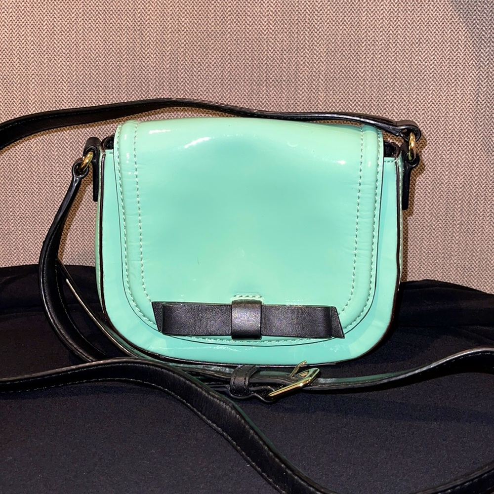 Kate Spade ♠️ Small Mint Patent Leather Crossbody